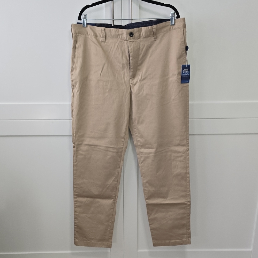 Men's Khaki Chino Pants